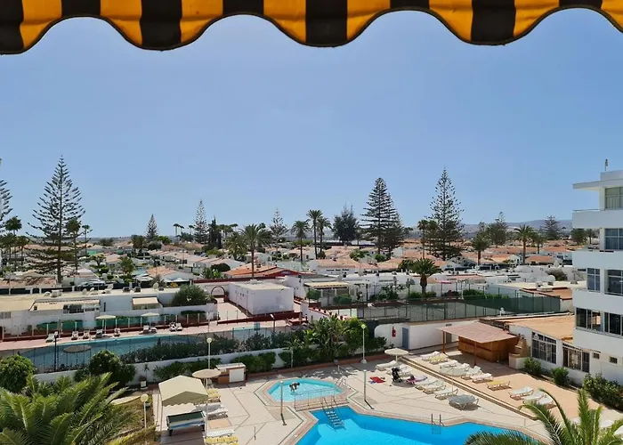 Barbados Ii Yumbo Two Bedroom شقة بلايا ديل إنغلز